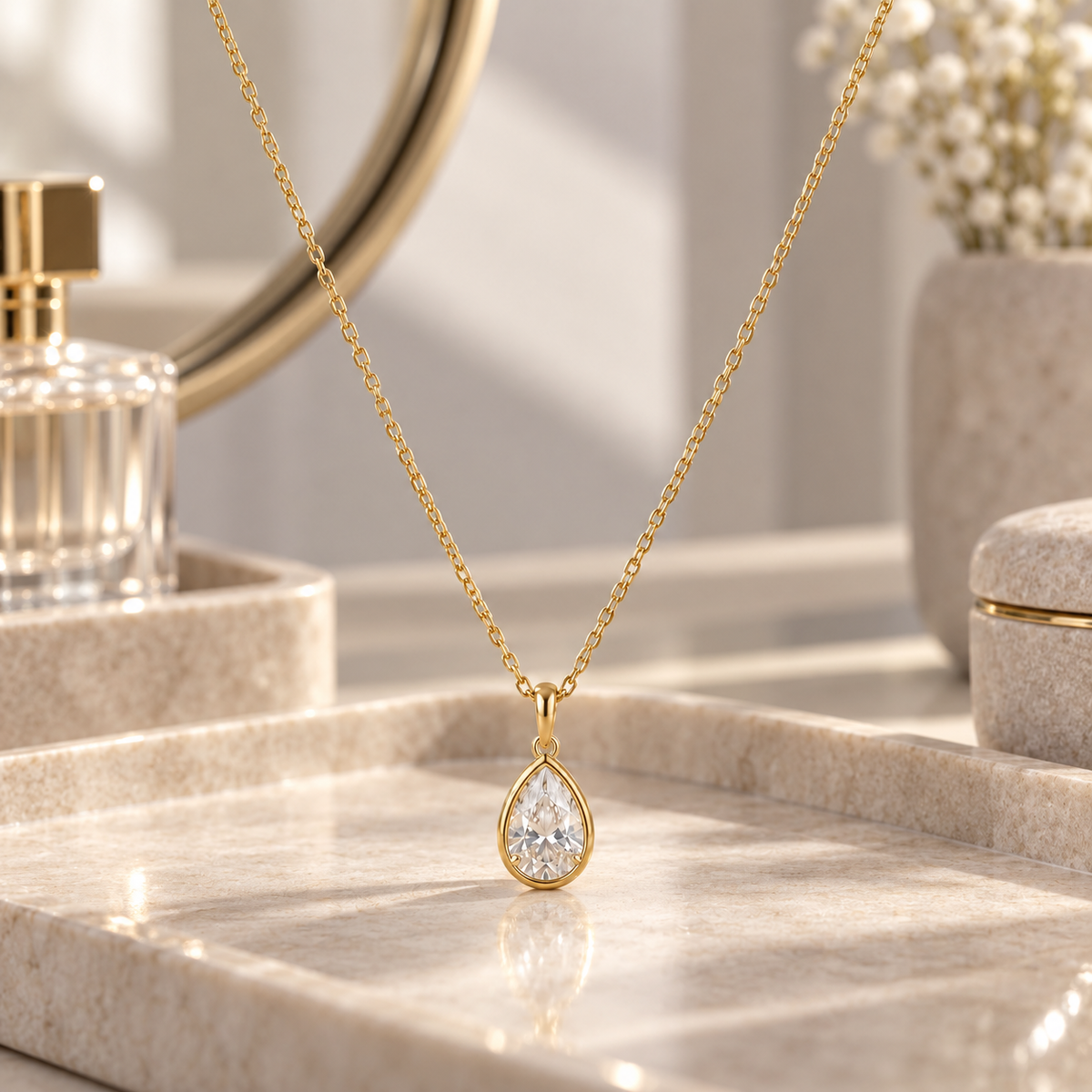I-bestworld Gold-Tone Teardrop Clear Stone Pendant Necklace – Elegant Minimalist Necklace for Everyday and Occasion Styling