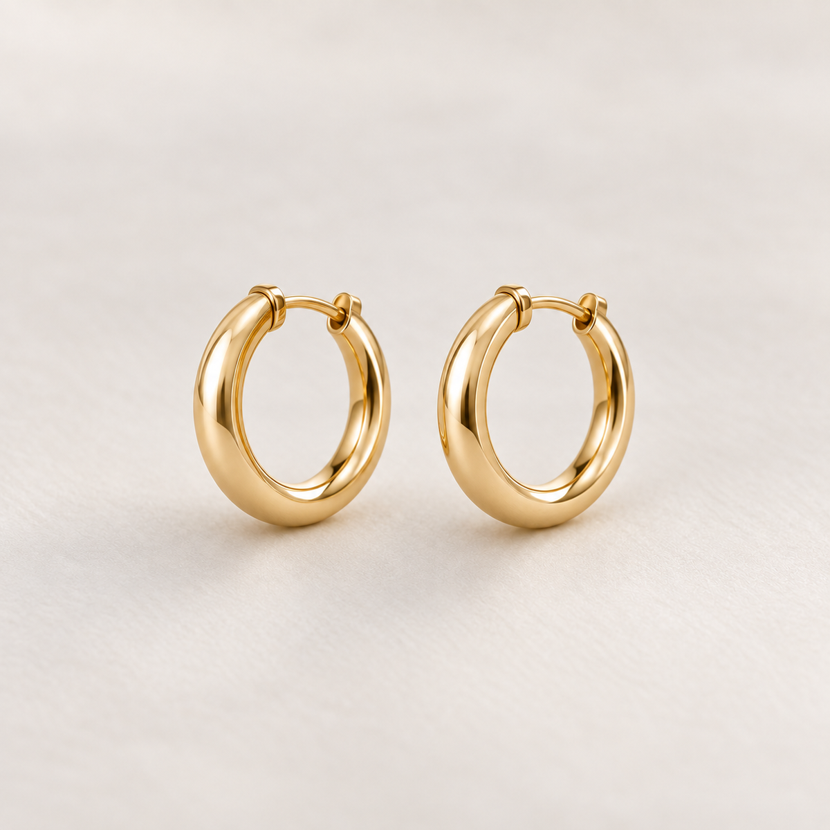 I-bestworld Classic Gold Hoop Earrings – Minimal Rounded Hoop Earrings with Polished Finish