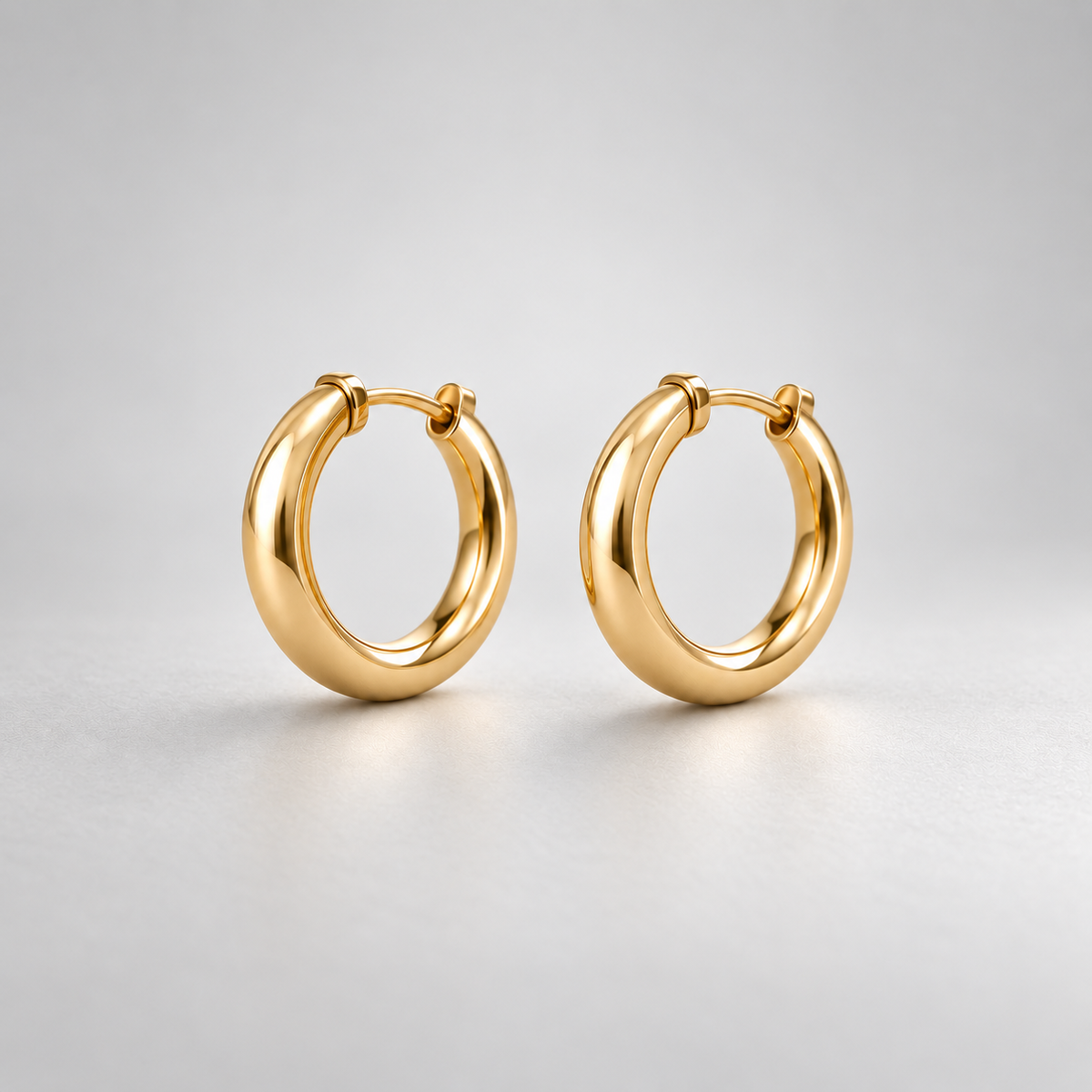 I-bestworld Classic Gold Hoop Earrings – Minimal Rounded Hoop Earrings with Polished Finish