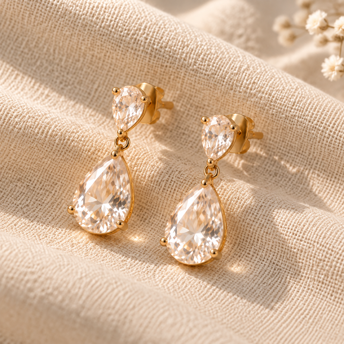 I-bestworld Pear Drop Crystal Earrings – Elegant Teardrop Earrings with Gold-Tone Setting